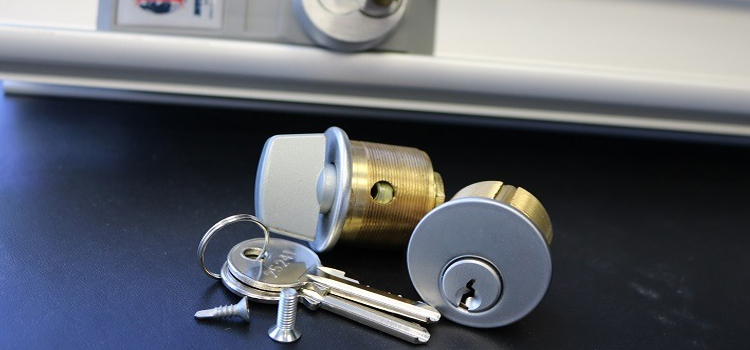 Commercial Lock Installation Parlier